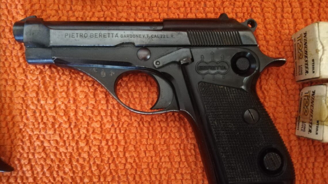 Pistola Beretta calibro 22